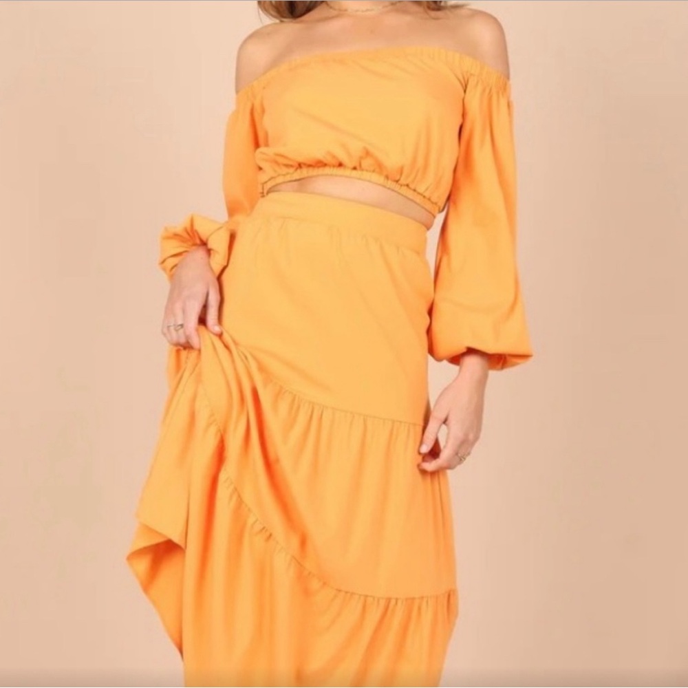 Petal + Pup 2 piece orange set